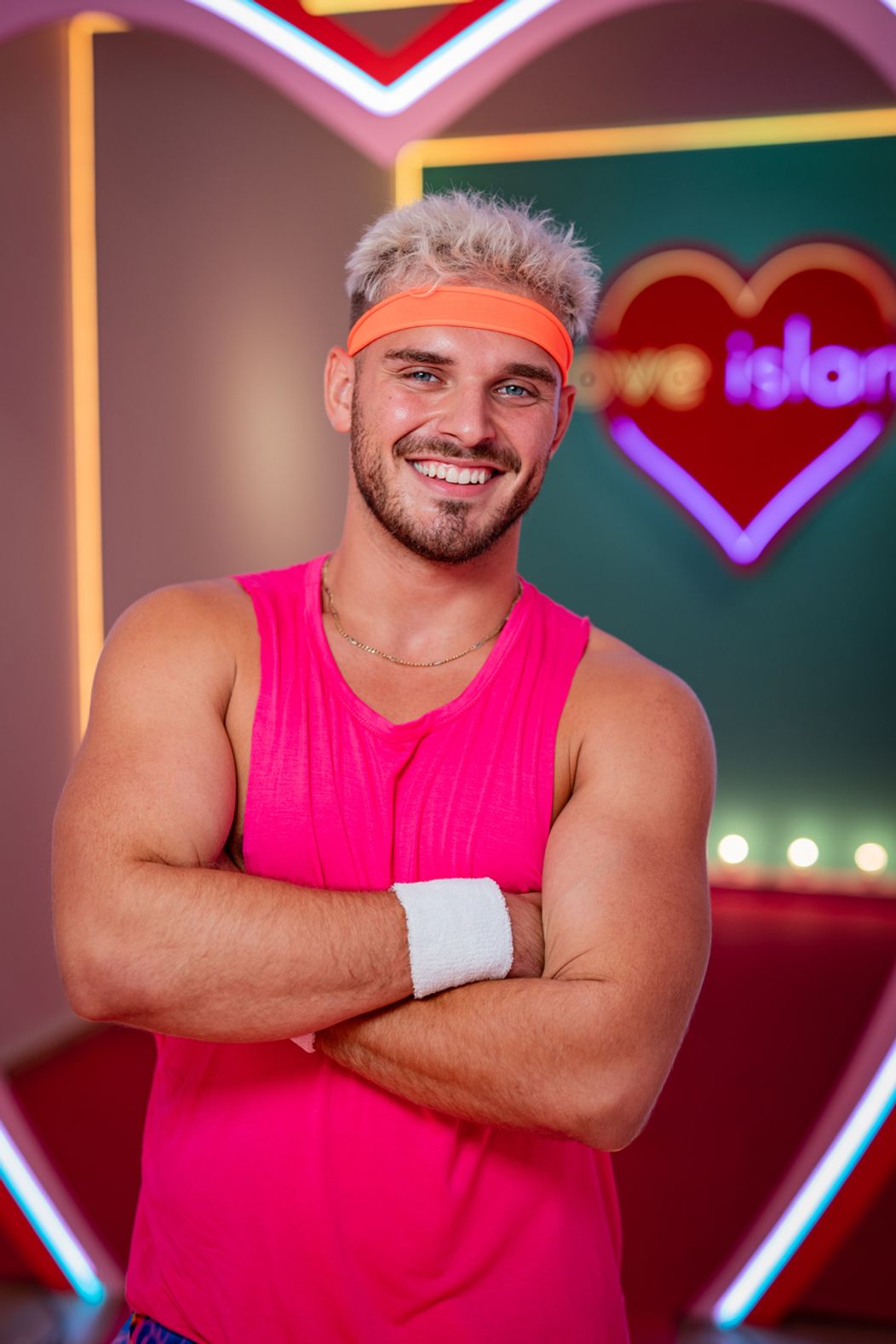 Noví bombshells vo vile - 7. epi