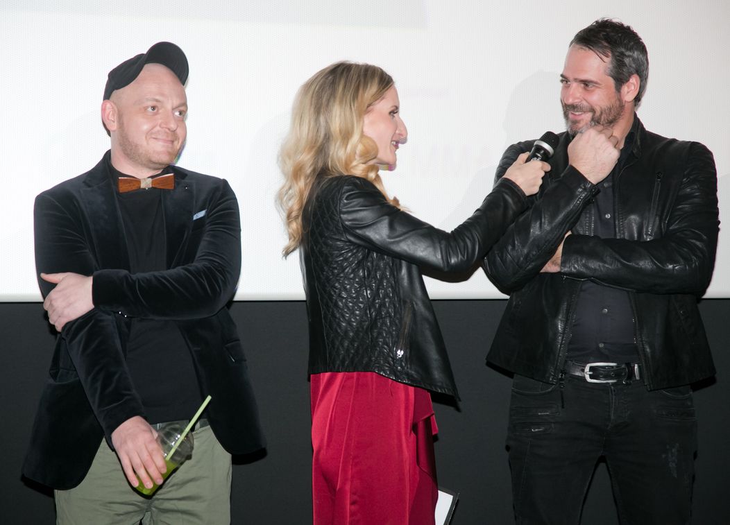 Všetko alebo nič, premiéra