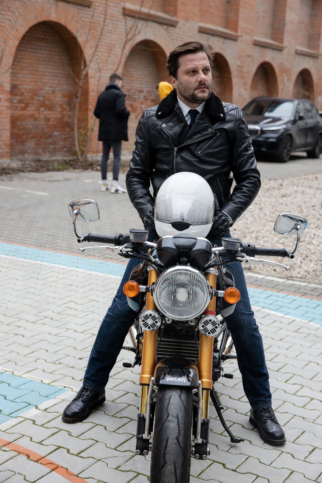 Gabika Marcinková s Marekom Geišbergom na motorke.