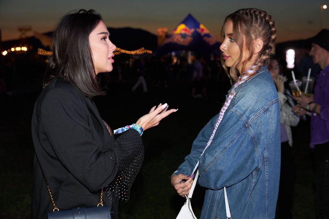 Marcela a Petrana sa stretli na Grape