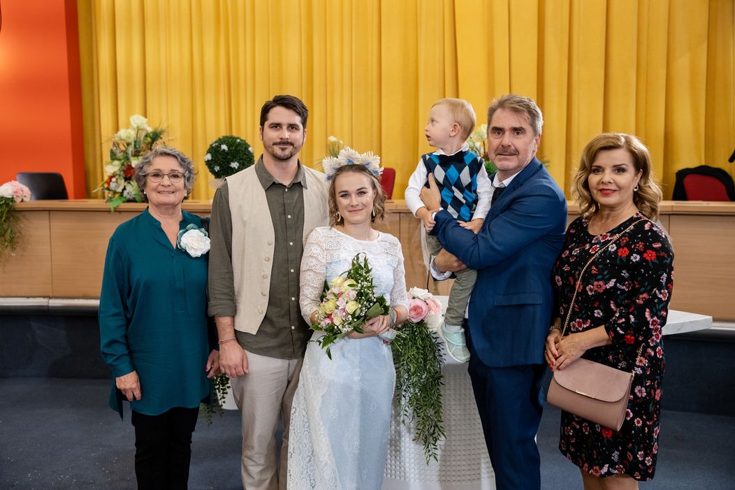 Veľkolepá svadba v Susedoch