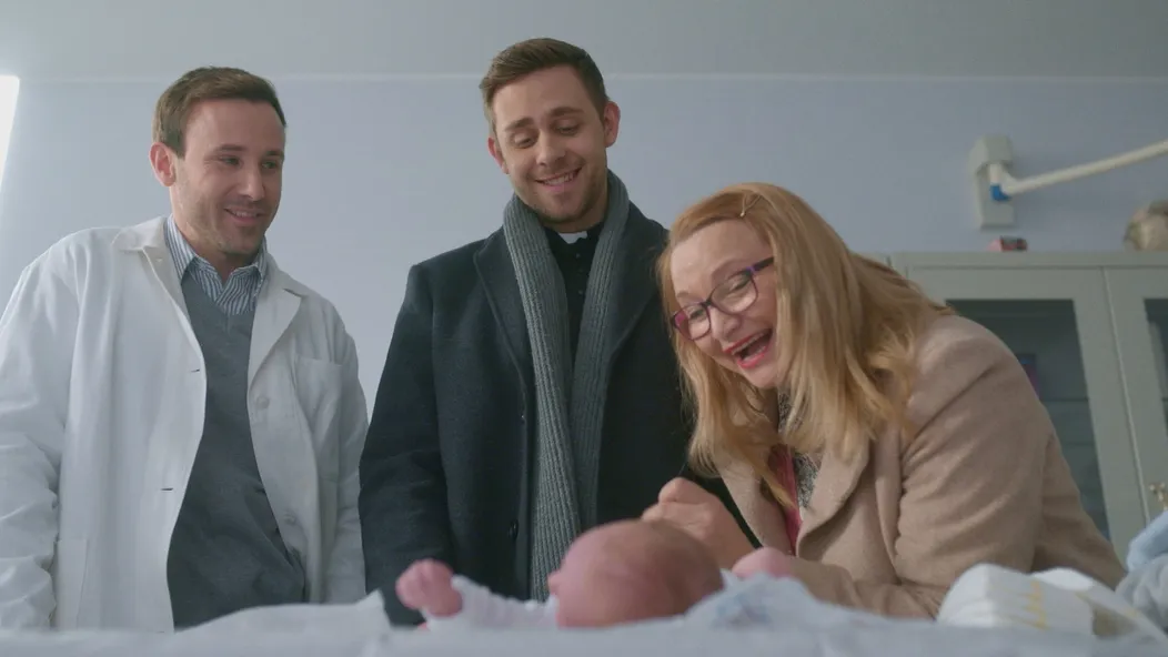 Štefan (Marek Fašiang), Max (Vincent Navrátil) a Mária (Anna Šišková)