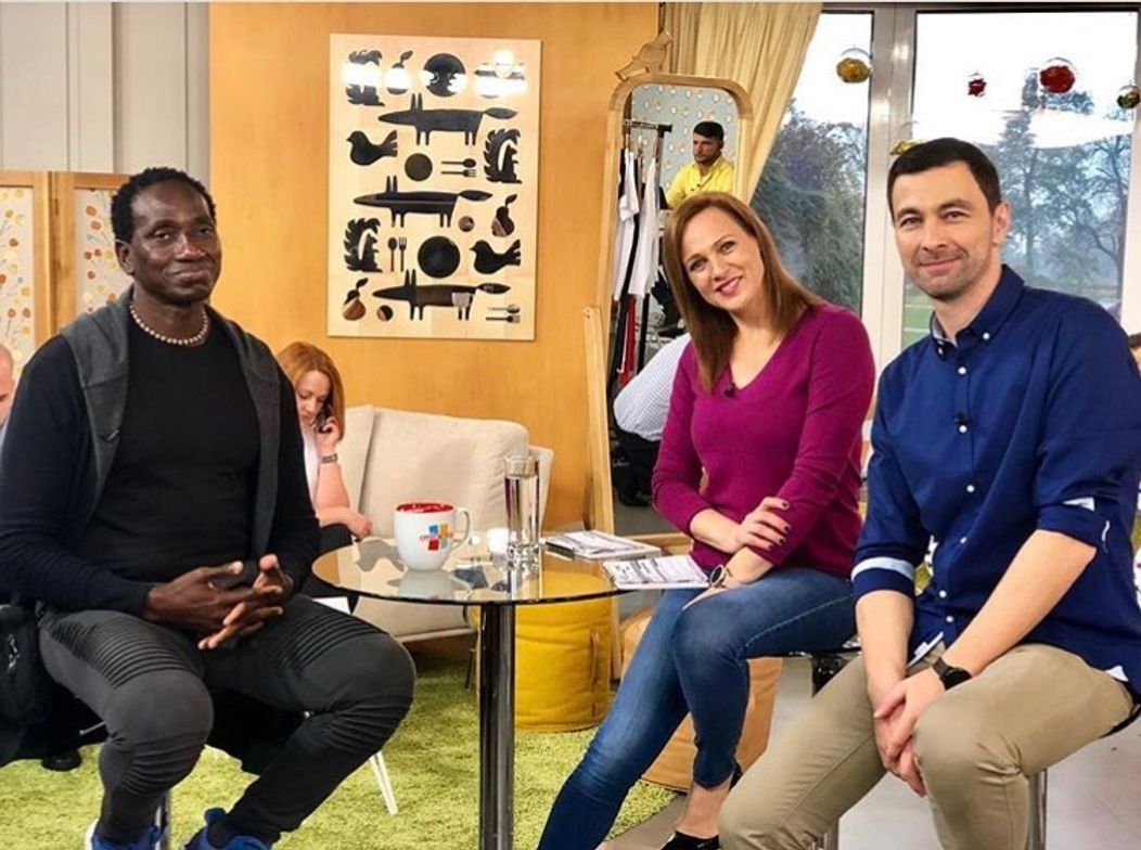 Aďa s Darom a hosťom Ibrahimom Maigom v roku 2018