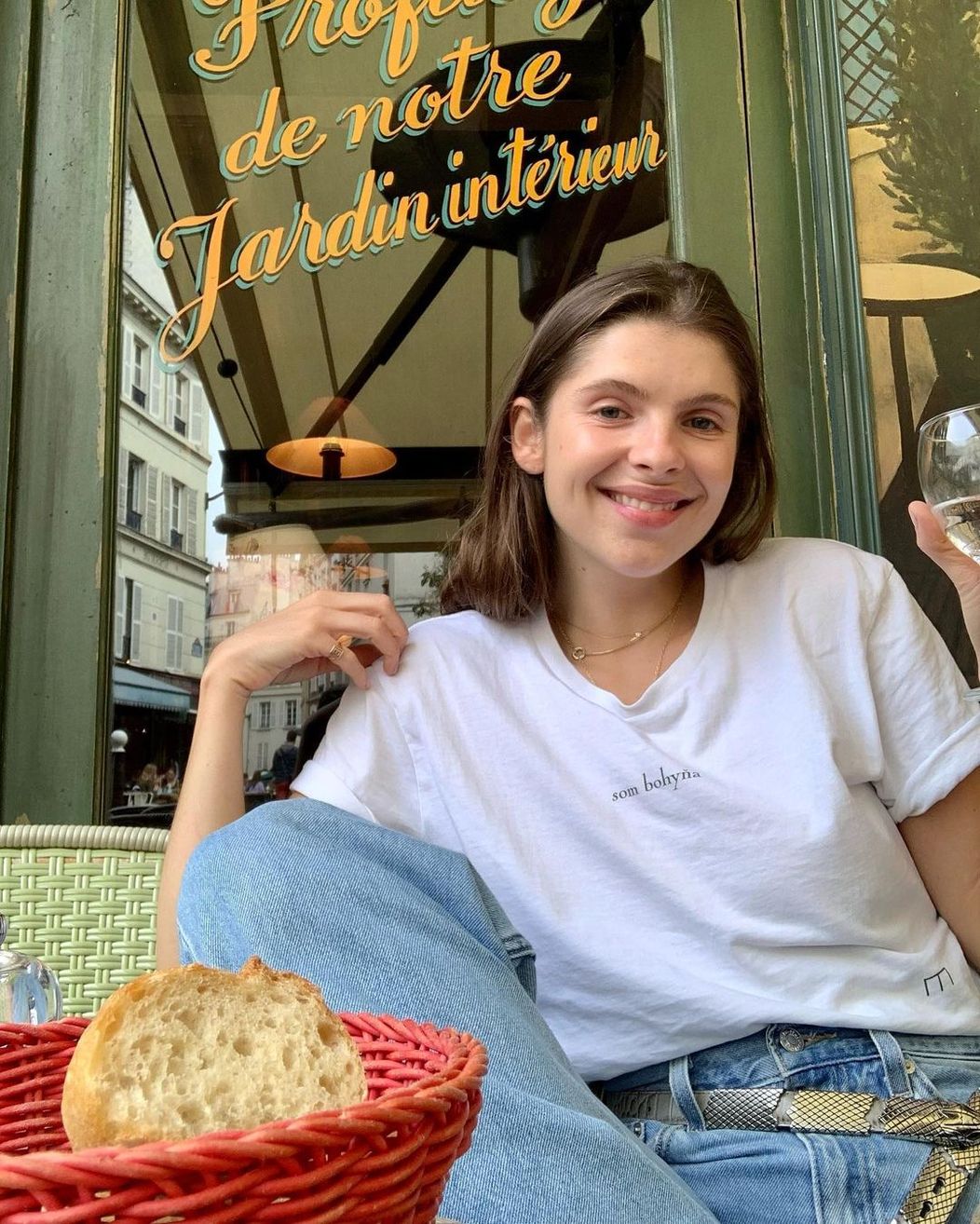 Ema Müller žije v Paríži.