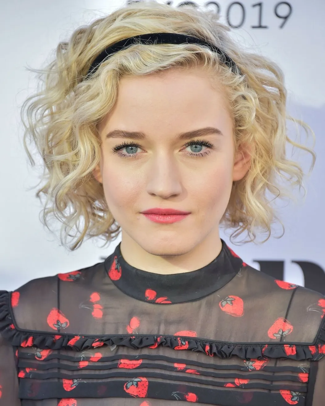 Julia Garner