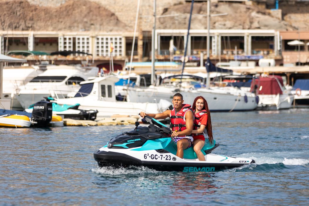 Rachel a Claude na finálovom rande.