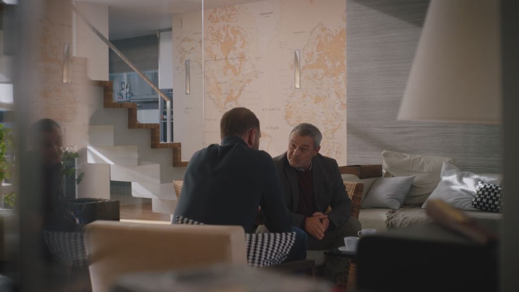 Andrej zistí detaily z Laurinej minulosti.