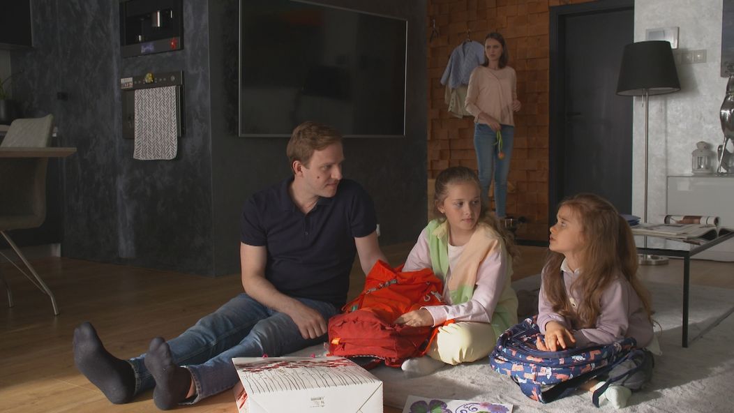 Noro dá dievčatám novú tajnú úlohu.