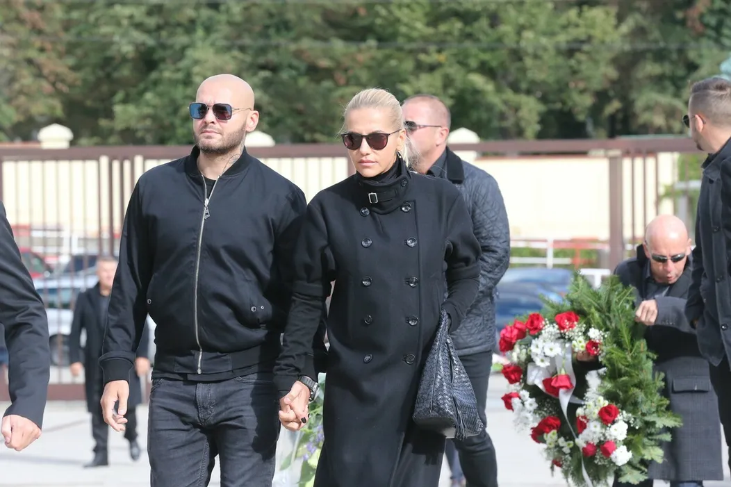 Pohreb Evy Skallovej