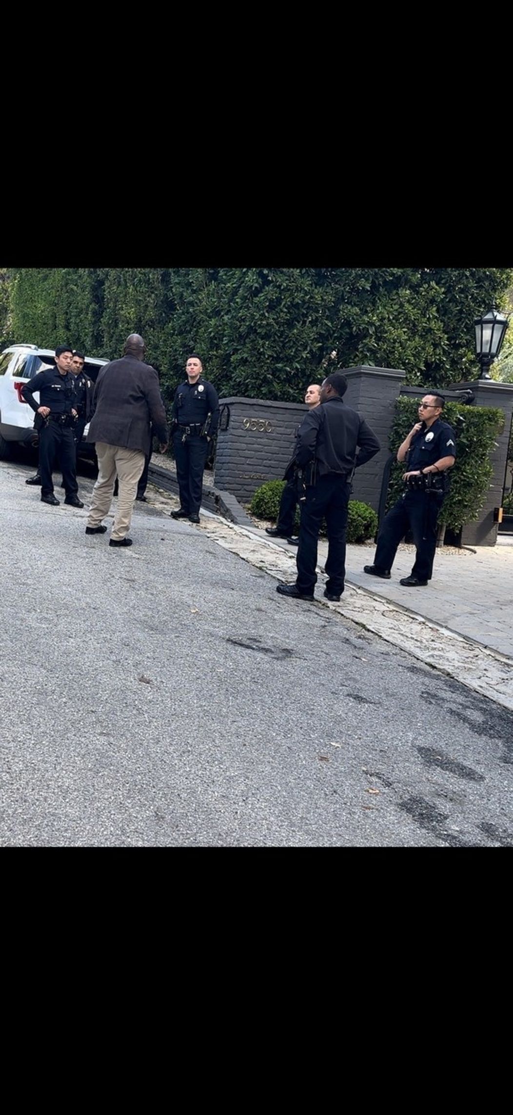 V dome Rihanny zasahovala polícia