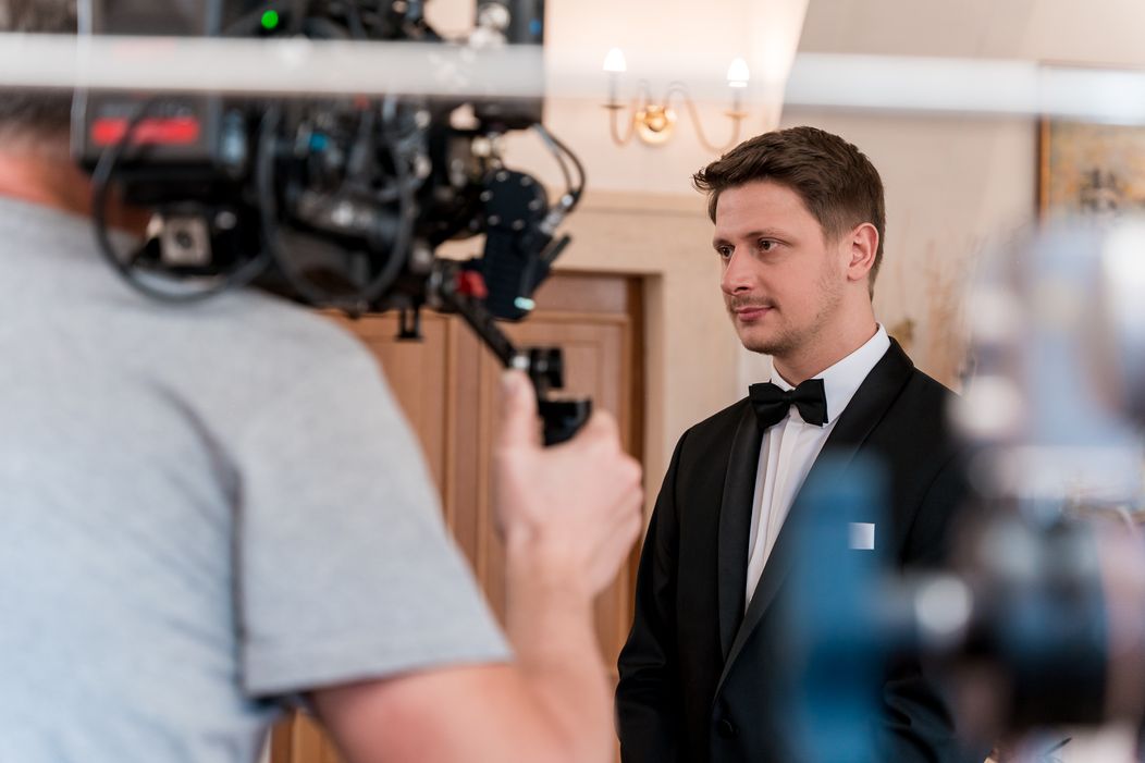 Lenka ušla sperd oltára