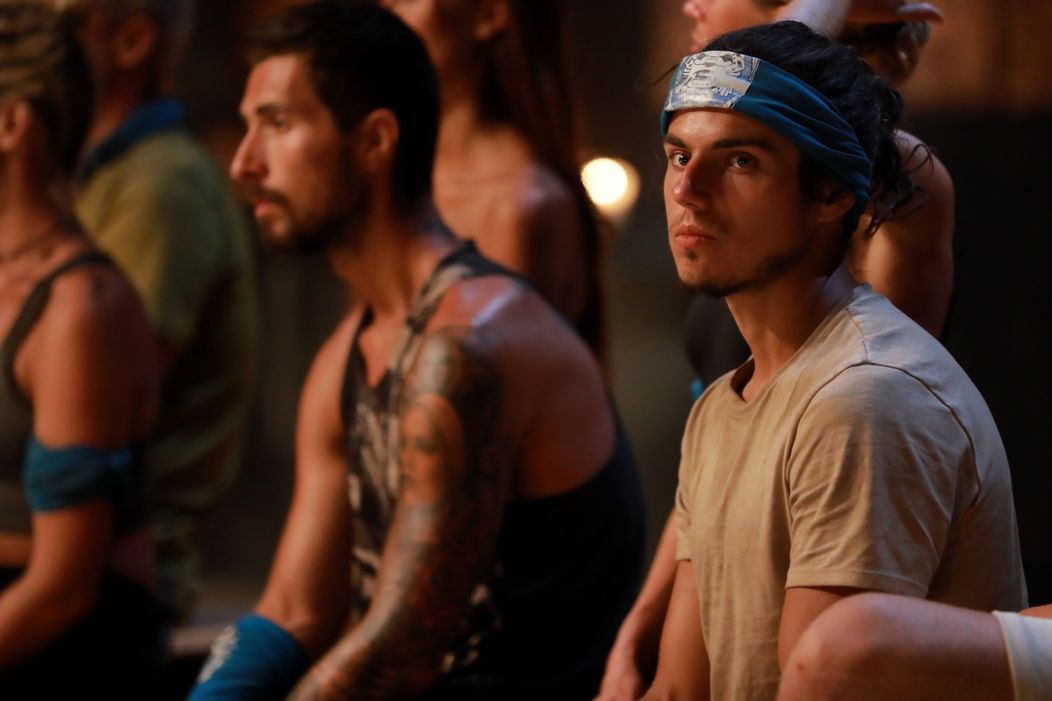 Survivor po desiatej kmeňovej rade a dueli s Andreou opustila Pavlína.
