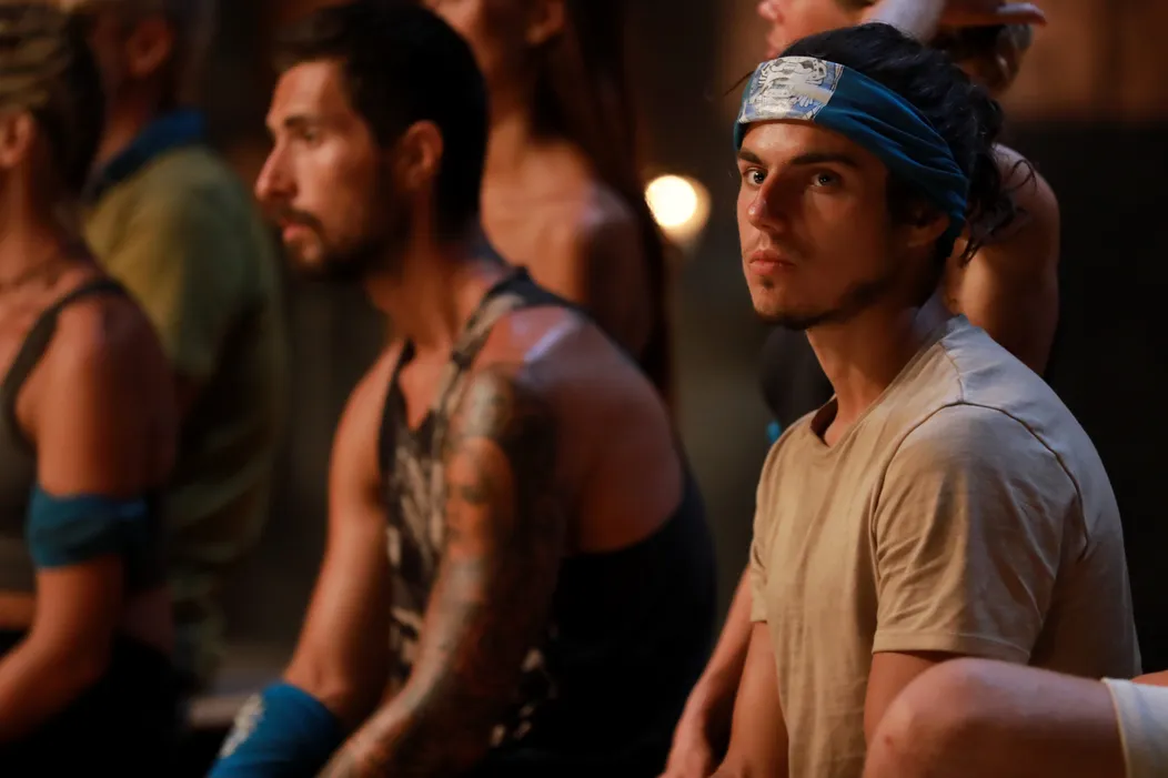 Survivor po desiatej kmeňovej rade a dueli s Andreou opustila Pavlína.