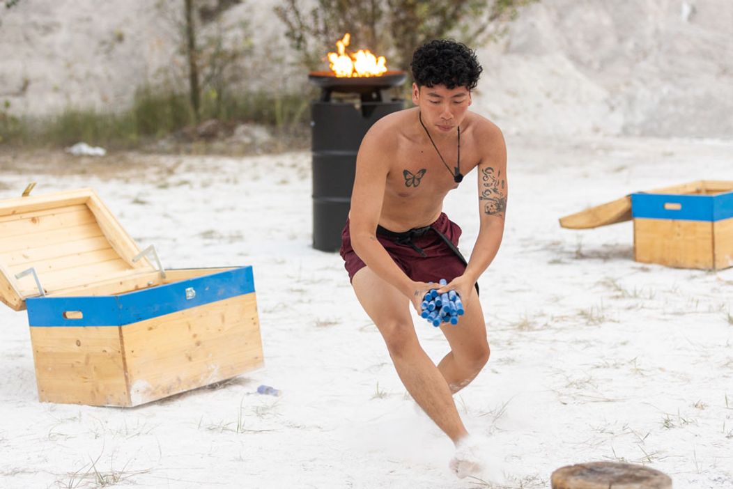 Zábery zo štafetovej súťaže v 14. epizóde Farmy