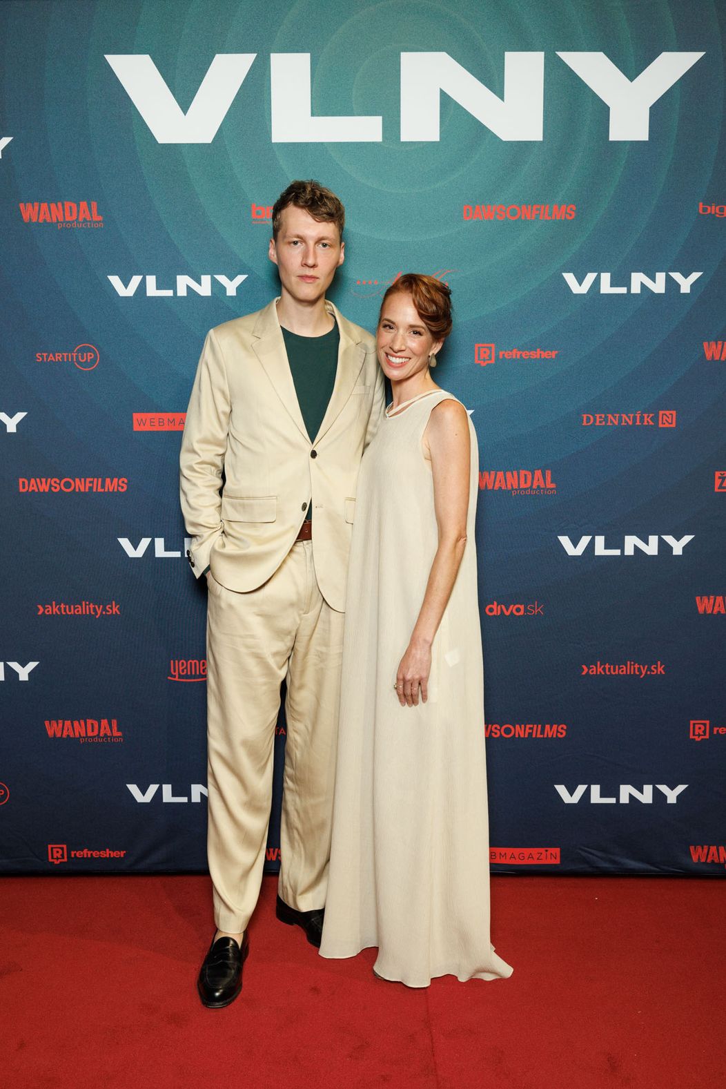 Slávnostná premiéra filmu Vlny