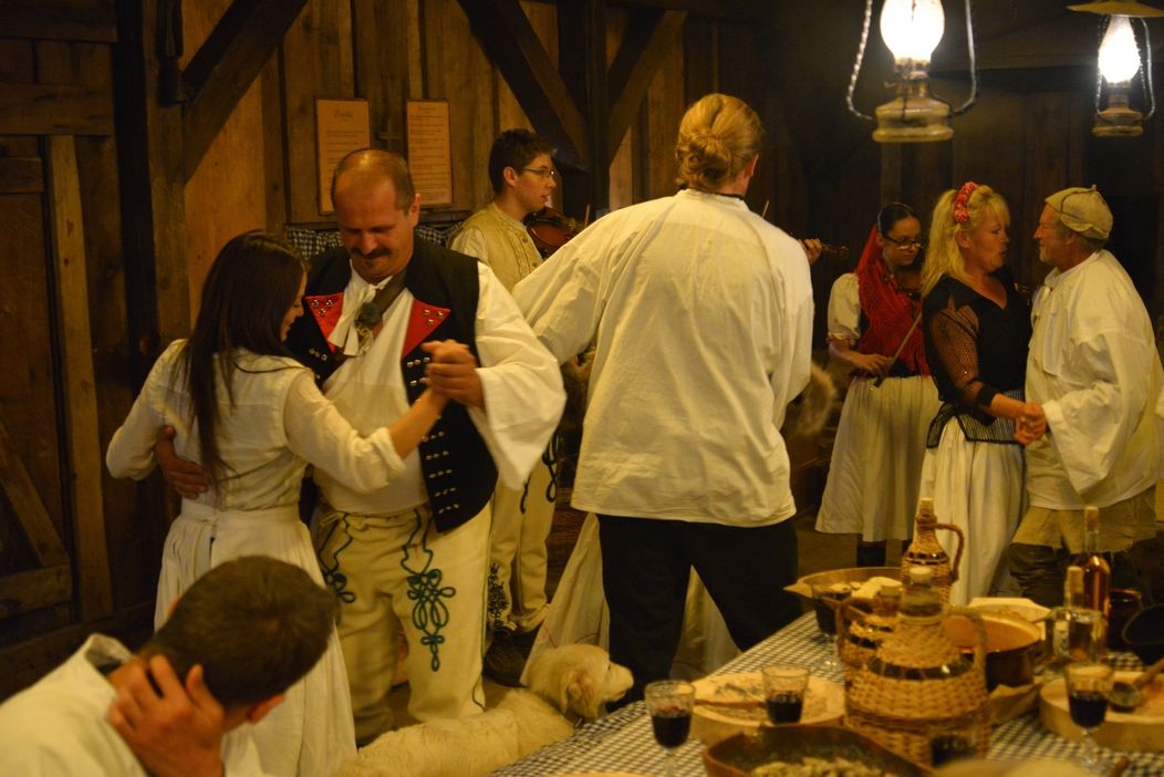 Veľká párty na Farme