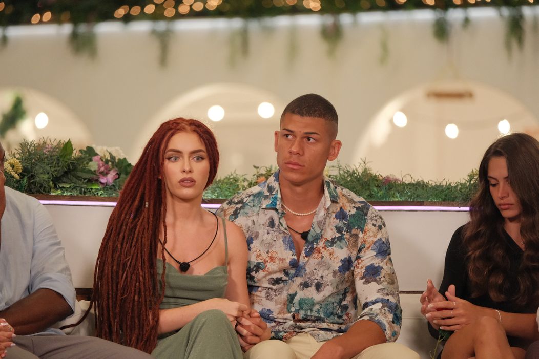 Chris si z Casa Amor priviedol Darinu, Majka preto v šou skončila.