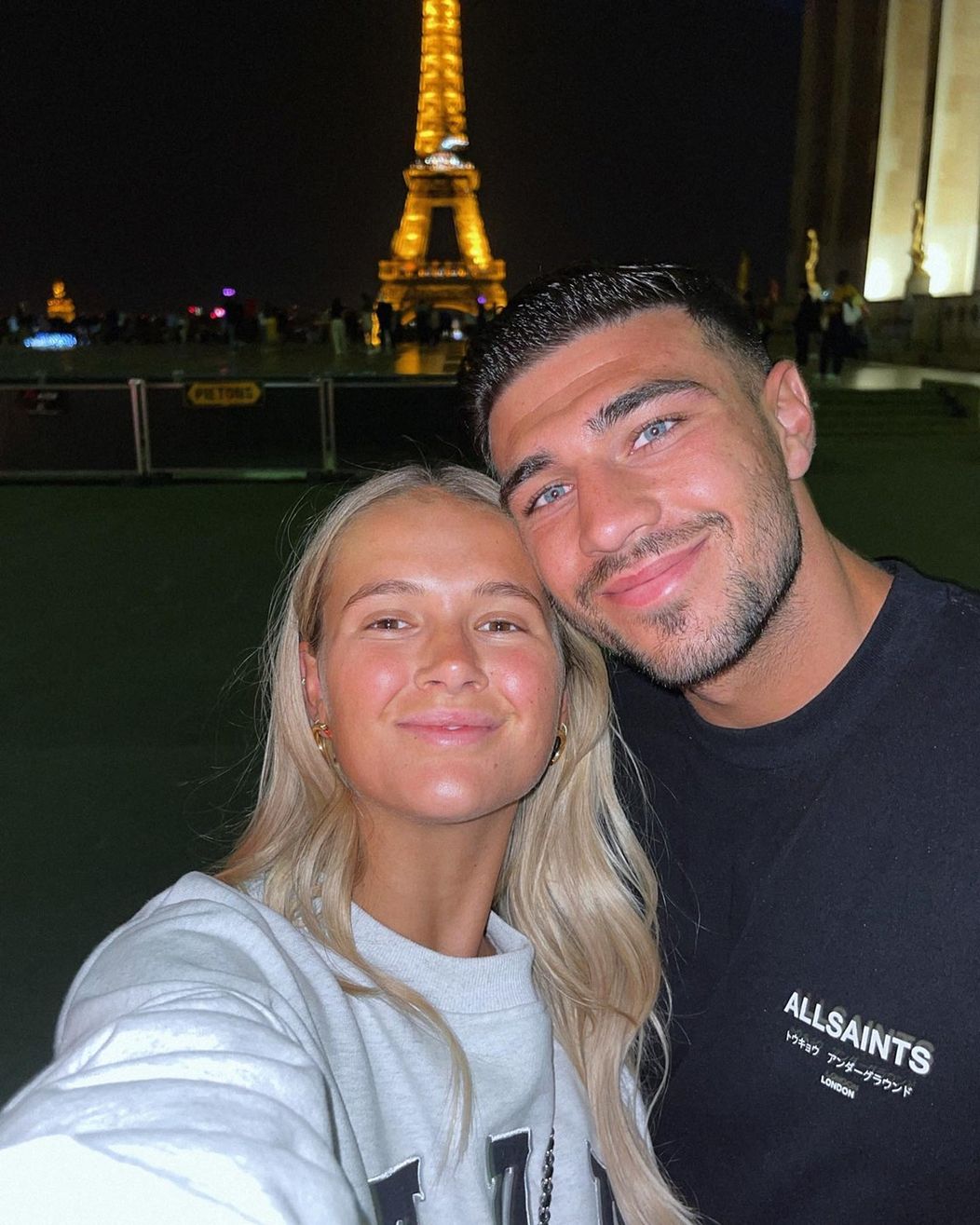 Najkrajšie zábery Molly-Mae a Tommyho Furyho