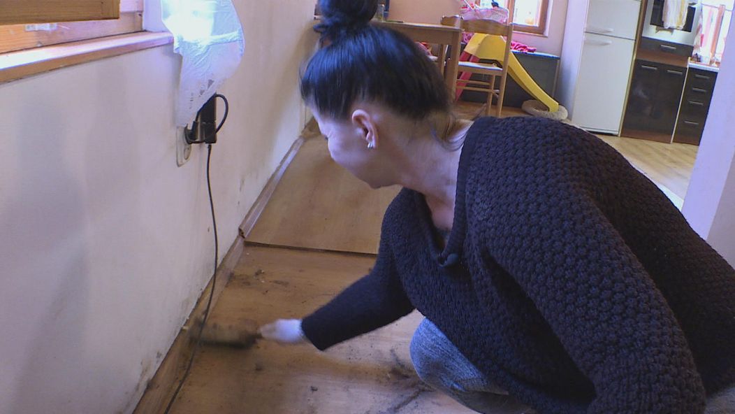 Špina v domácnosti v Zámene manželiek