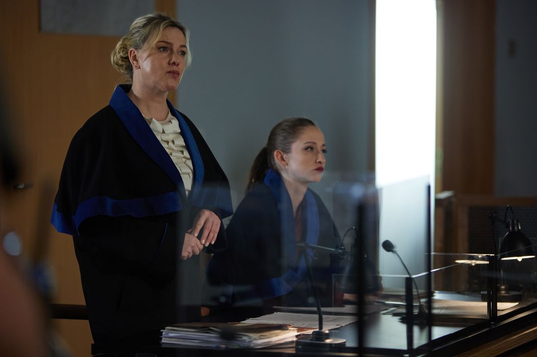 Monika Hilmerová a Eva Mores v seriáli Vina