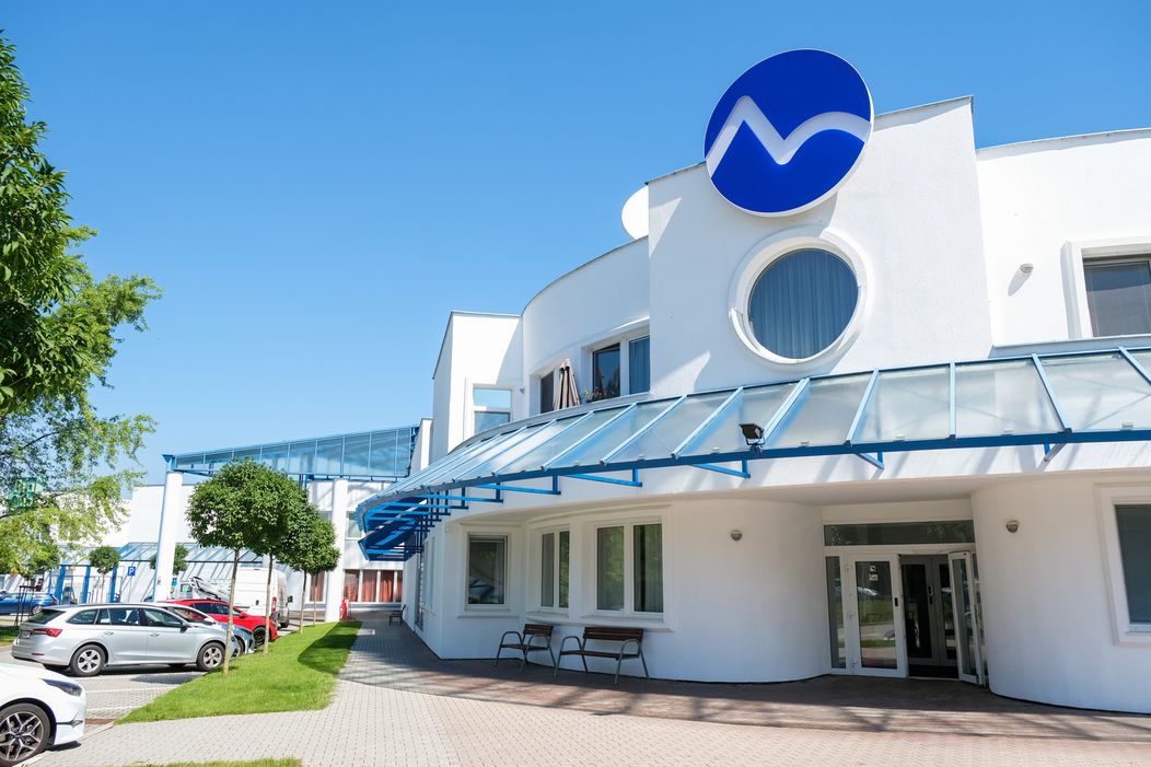 Nové logo na budove televízia Markíza