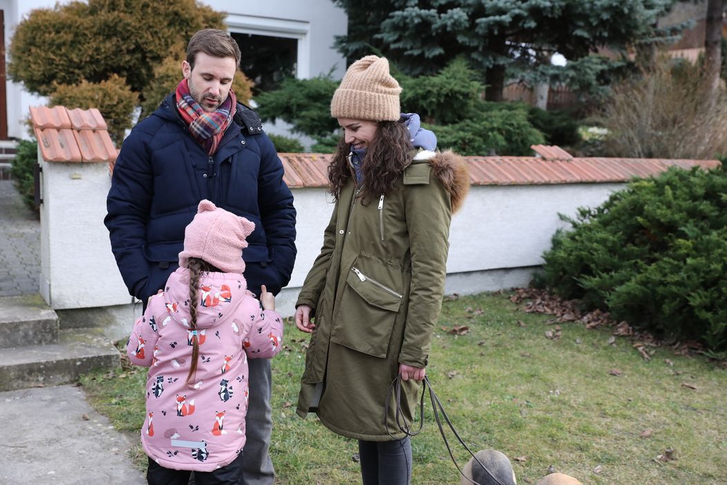 Julka, Tomáš a jeho nová kamoška Maťa