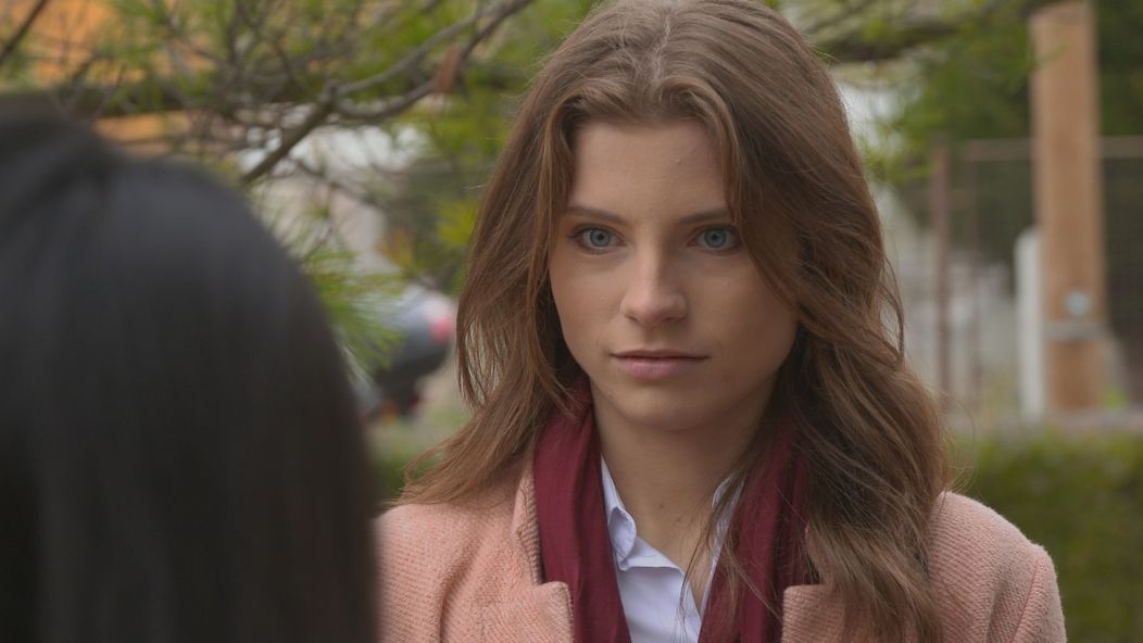 Dorka nevie, čo si má o tom myslieť.