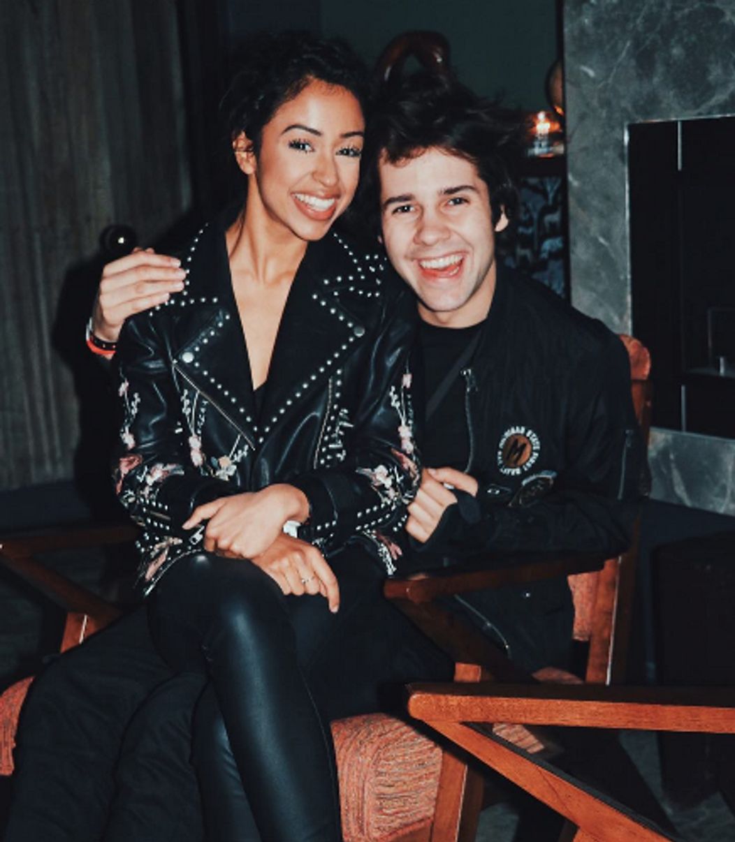 David s priateľkou Lizou