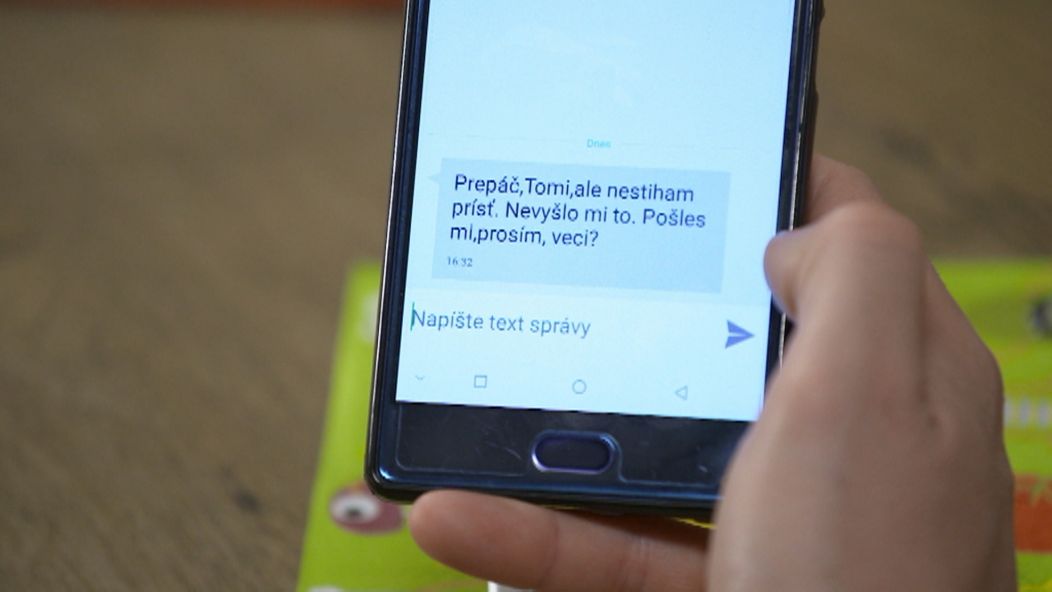 Lindina esemeska Tomáša nepotešila.