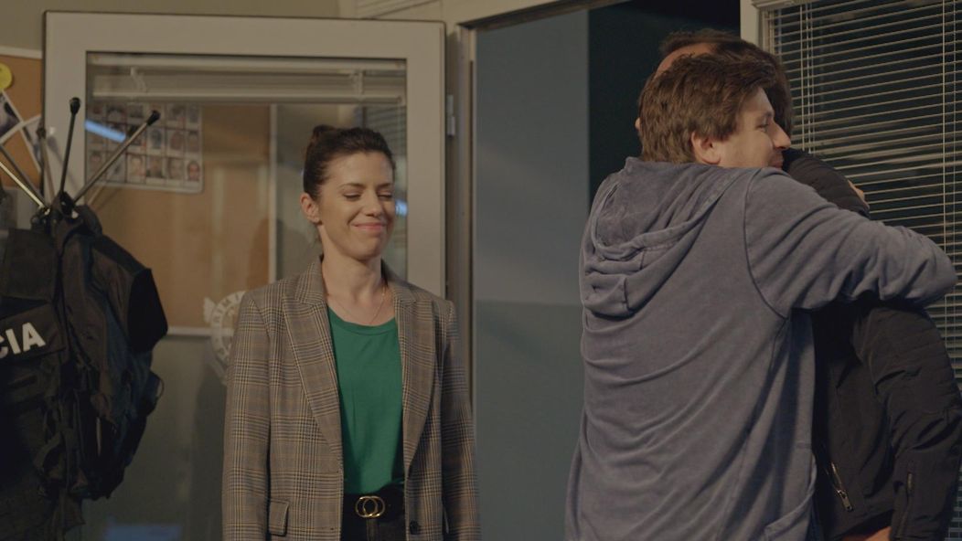 Nad Nikol (Táňa Pauhofová) sa začalo zmrákať. Na jej postupy si posvieti prísna vyšetrovateľka Soňa Vágnerová (Andrea Štefančíková).