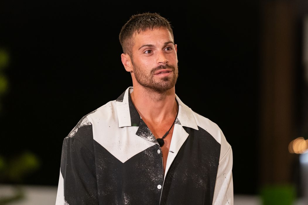 Po poslednom recouplingu a následnom dumpingu opustili Love Island naraz dva páry - Natálie a Matěj a Adri a Oliver.