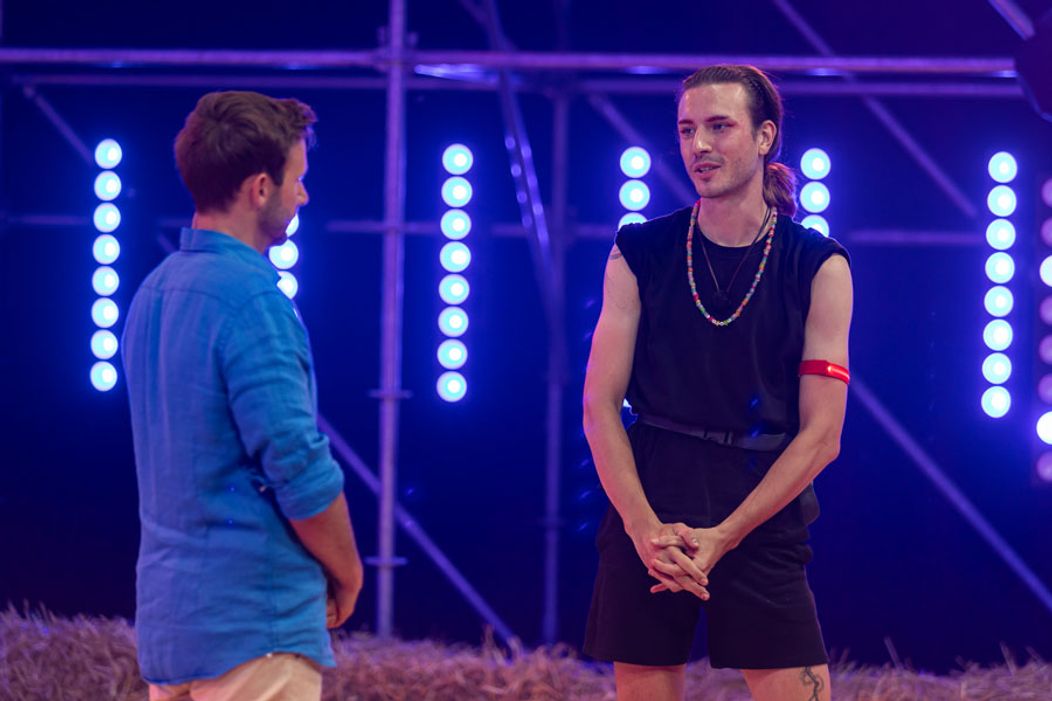 Daniel Kňažík počas nakrúcania Farmy 15