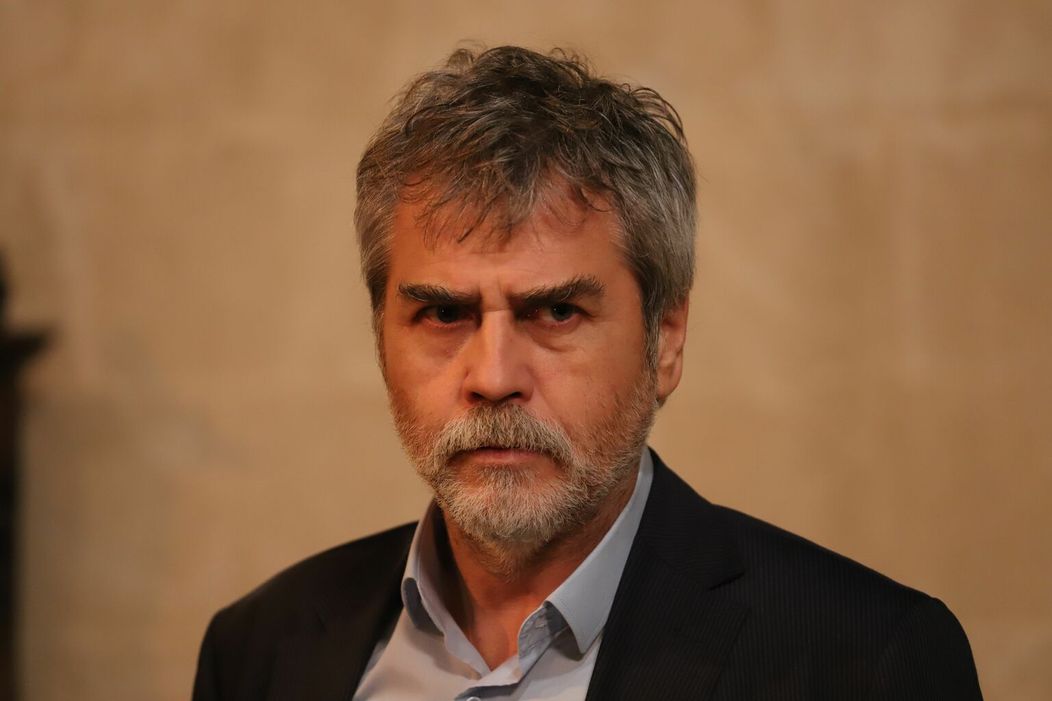 Spútaný motýľ - Miran a Hazar
