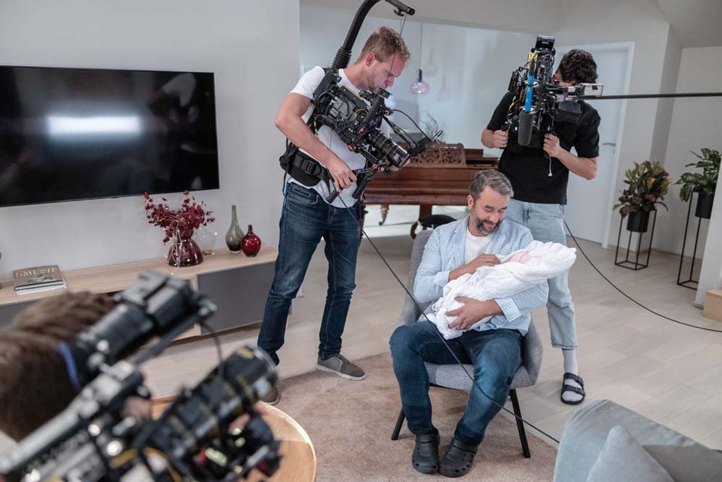 Takto to vyzerá za kamerami seriálu Mama na prenájom