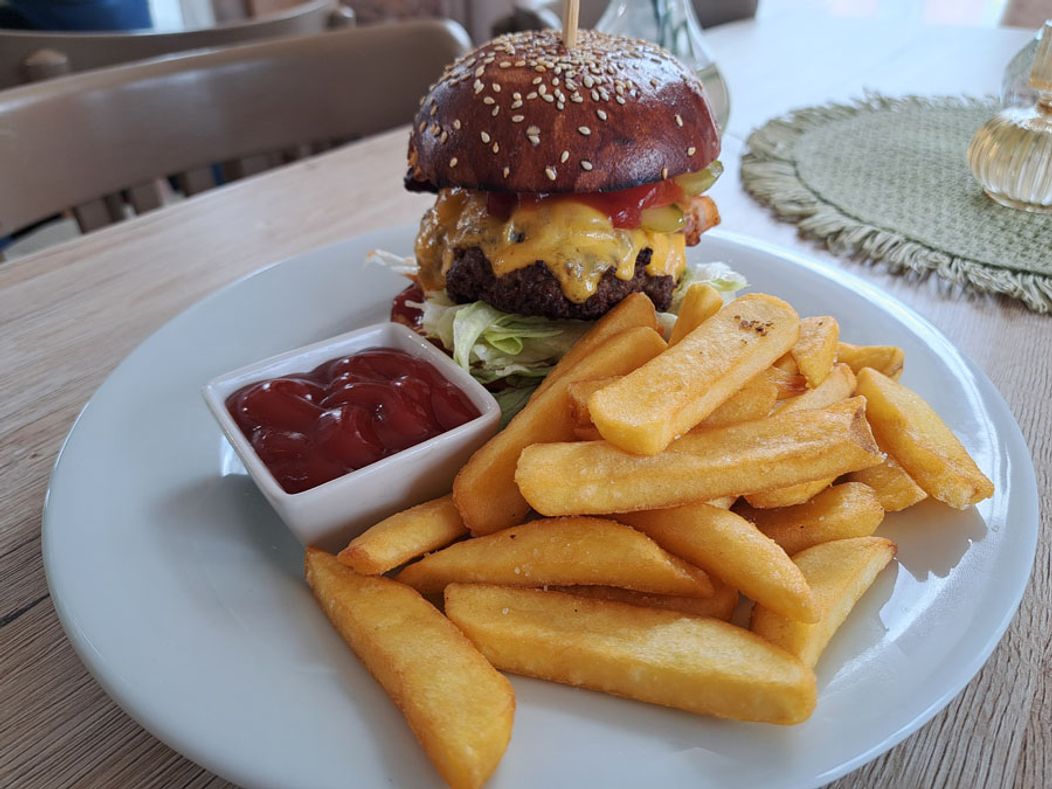 S Mariánom Lechanom sme otestovali jedlá v reštaurácii California pub