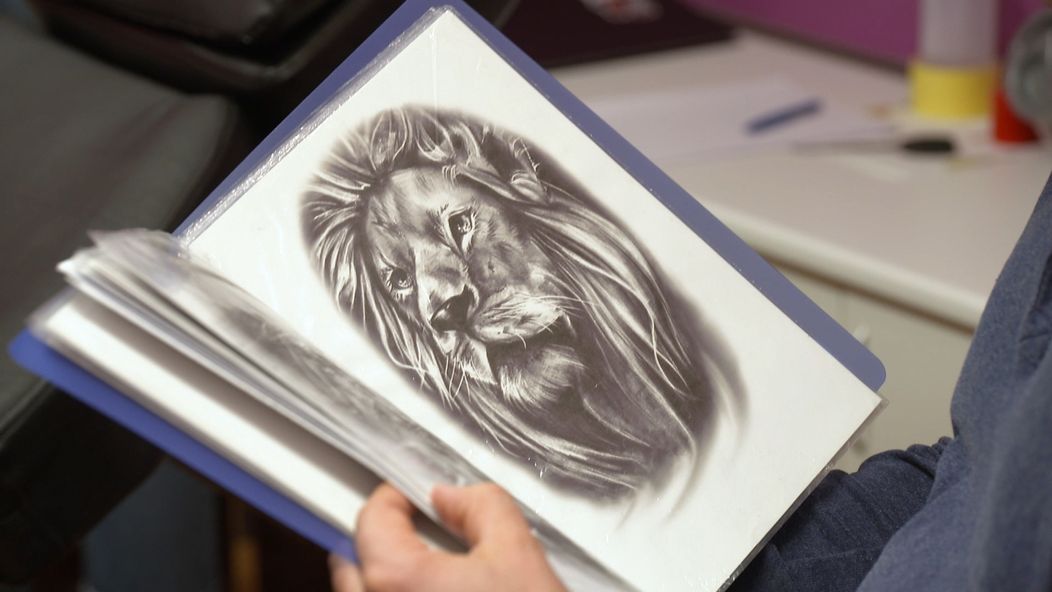 Tetovanie si vyberie náhodne.