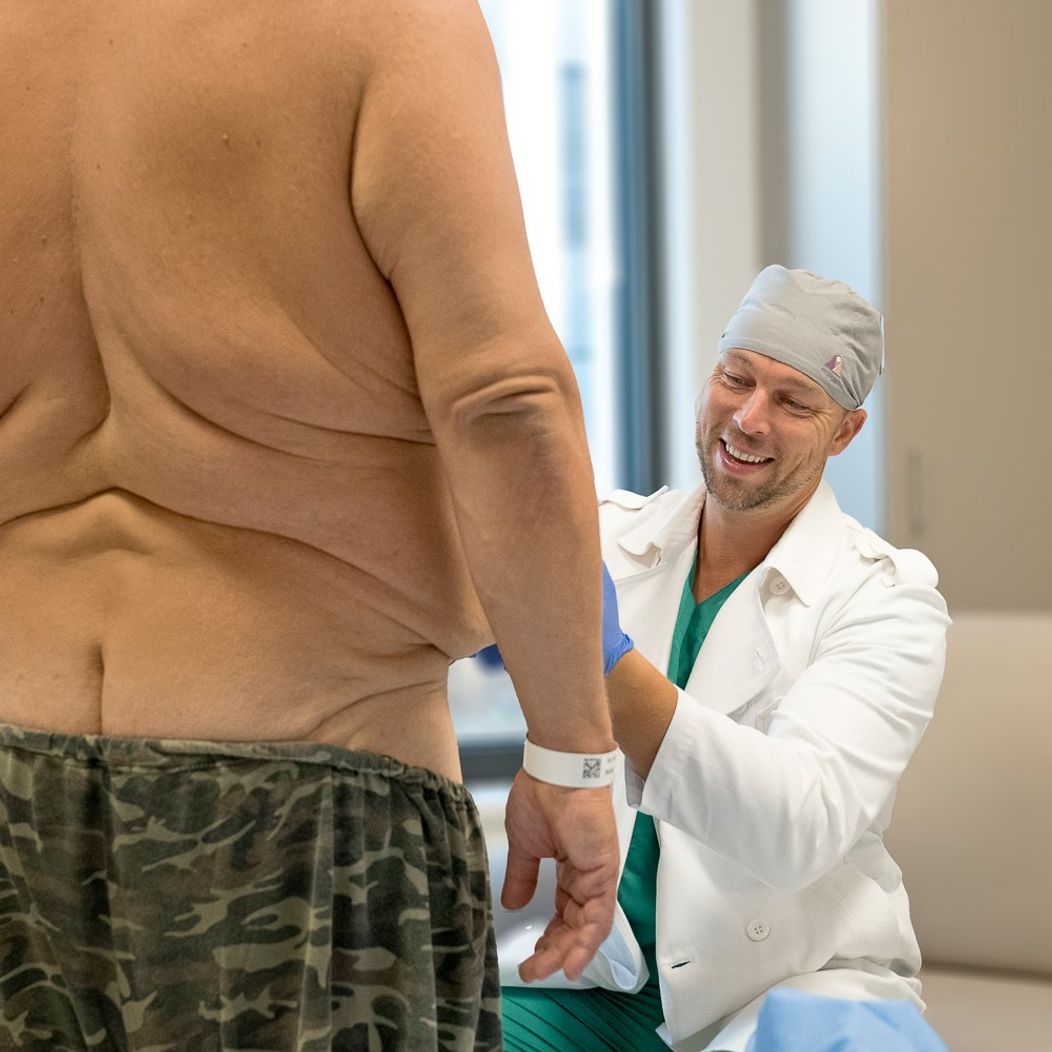 Andrejovi pomohol s finálnou premenou renomovaný plastický a estetický chirurg Martin Boháč.