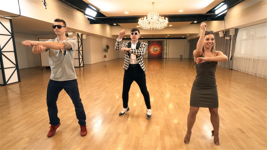 Obľúbený moderátor stvárnil legendárneho kórejského speváka v šou Tvoja tvár znie povedome