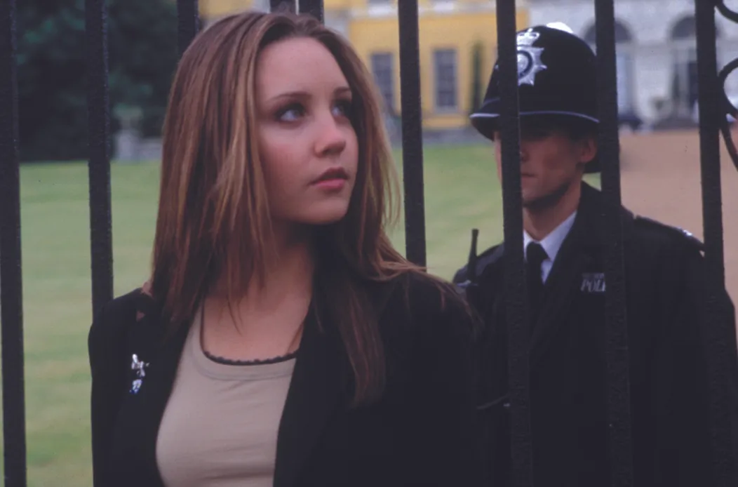 Amanda Bynes vo filme Čo to dievča chce?