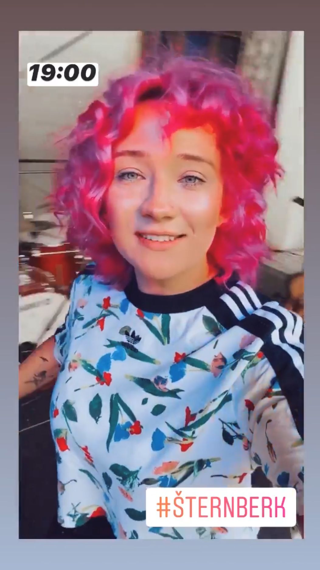 Tereza Mašková má opäť ružové vlasy.