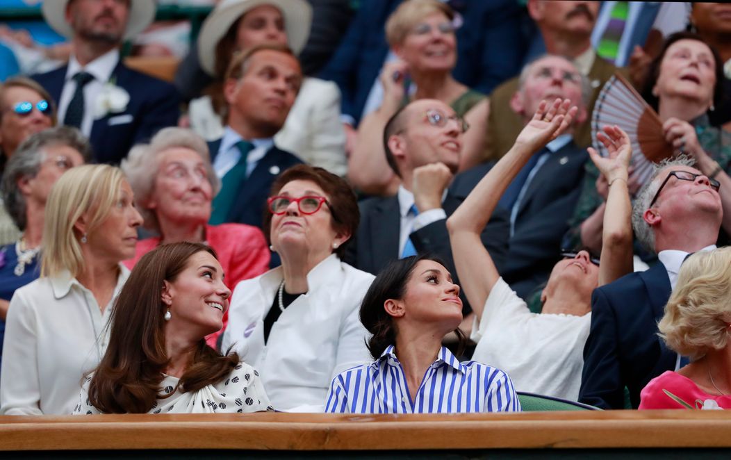 Kate Middleton (36) a Meghan Markle (36) na ženskom finále Wimbledonu.