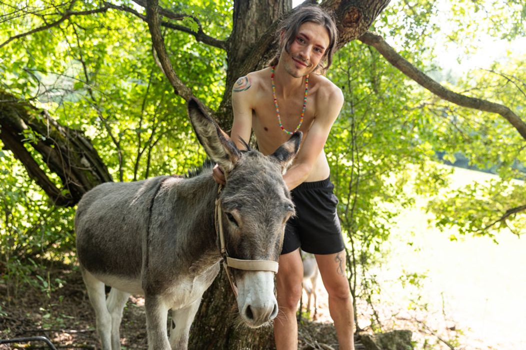 Daniel Kňažík počas nakrúcania Farmy 15