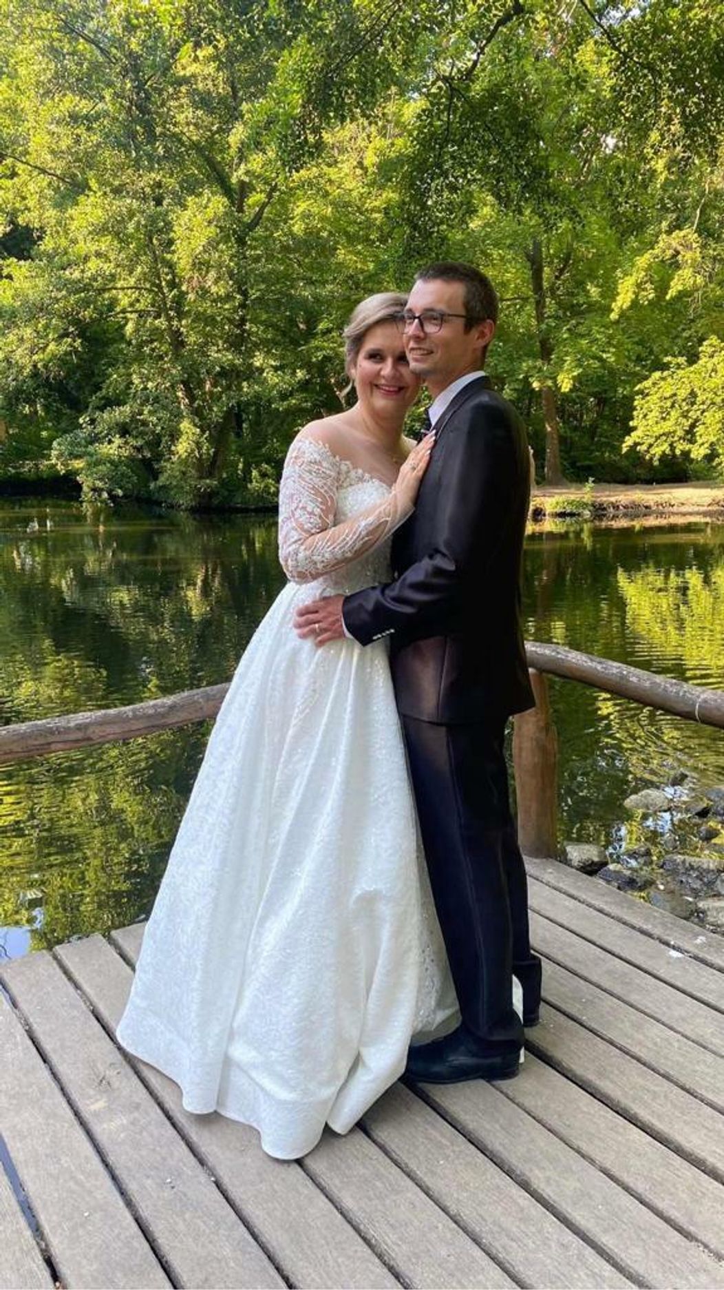 Monika s manželom nafotili nové svadobné fotky po šou