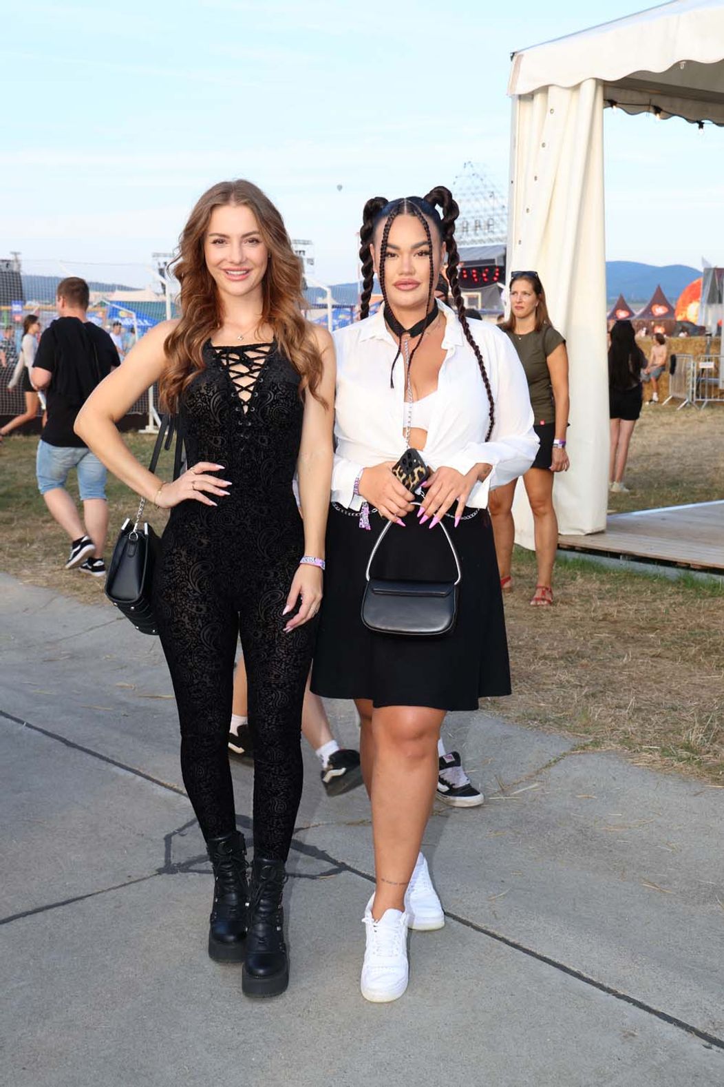 Na grape nechýbali ani baby z Ruže pre nevestu