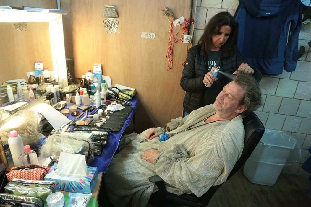 S0000388207_2017_11_09_univerzalnyvojak-HD-TP.mp4