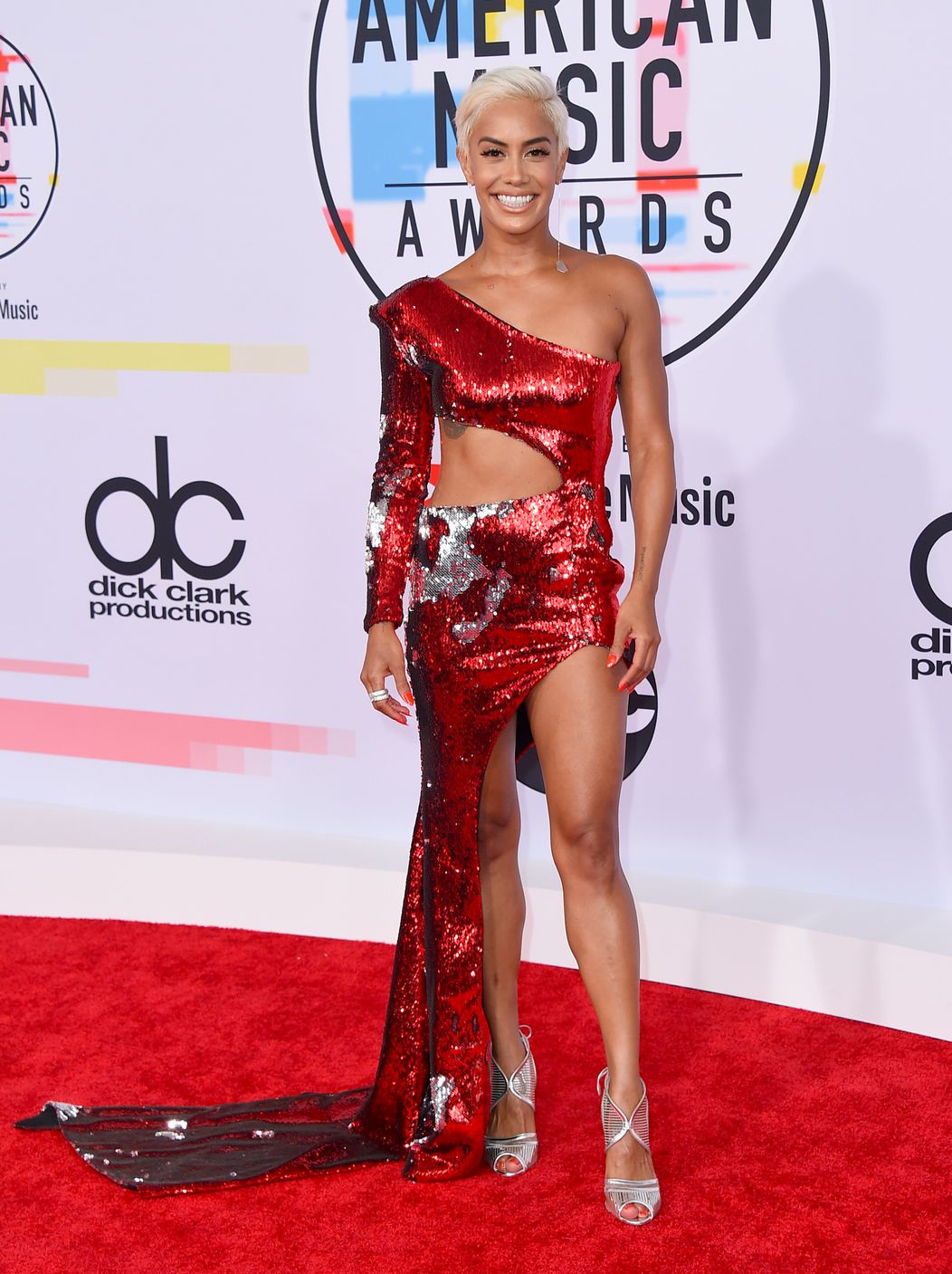 Sibley Scoles na AMAs 2018