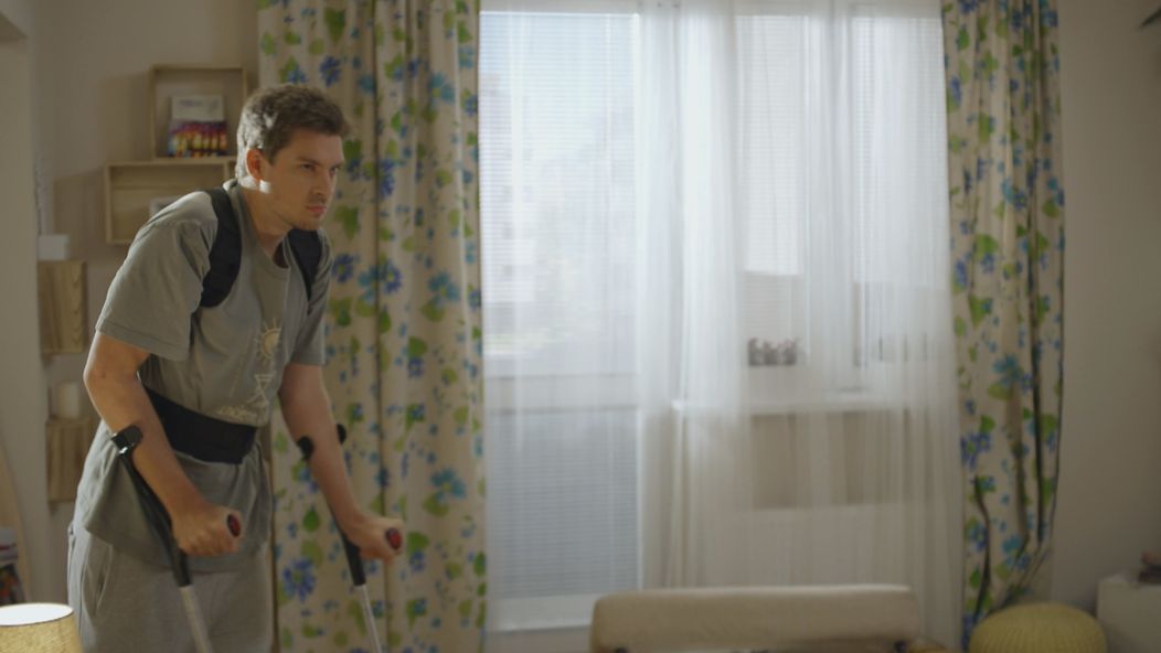 Boris je závislý na liekoch a napadol Lenku