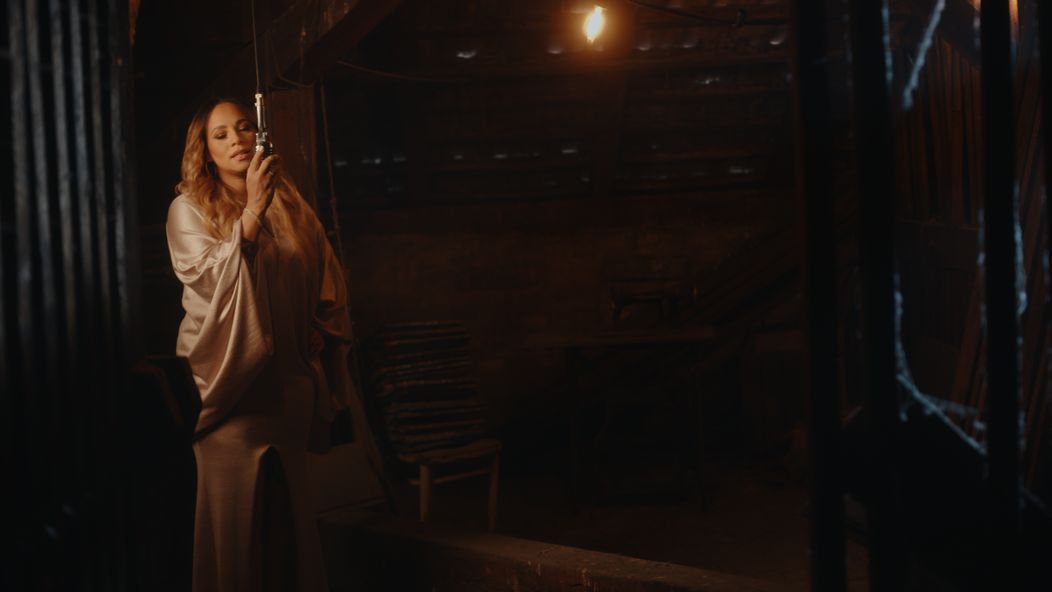 Tina v klipe k piesni Jedno ráno