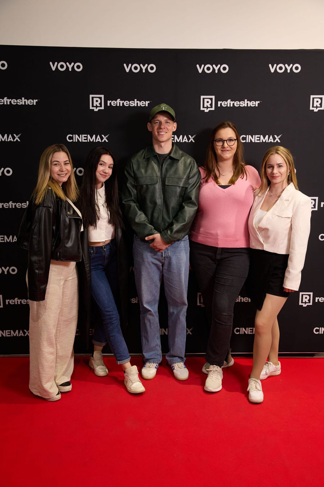 Ruža zdvihla divákov zo sedadiel: Premiéra v Martine bola zimomriavková