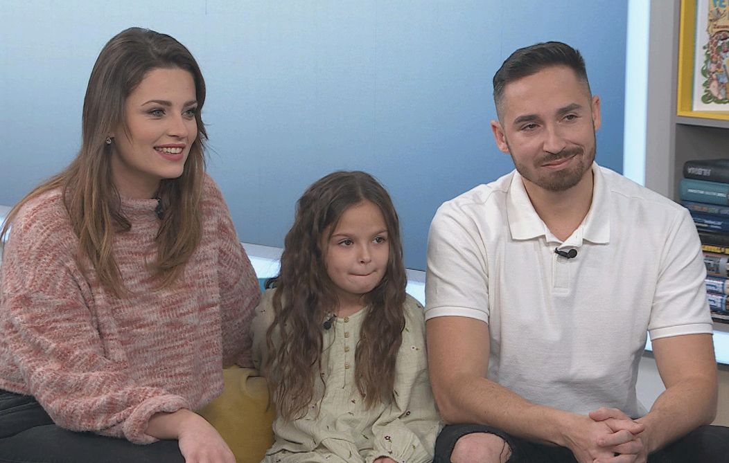 Larisa Mižigar s otcom a Macou Zábranskou v Teleráne